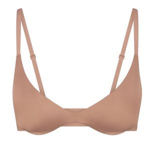 Skims Wireless Form Super Push Up Bra in 36DD